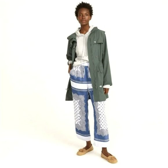 NWT J.Crew Pajama Style Pull-on cropped paisley in scarf border print pants. 6 - Picture 2 of 8